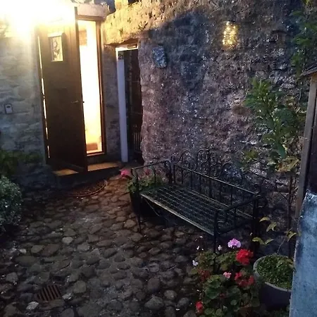 Rose Cottage. Richmond, North Yorkshire *